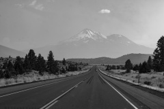 Mt Shasta from US 97 S